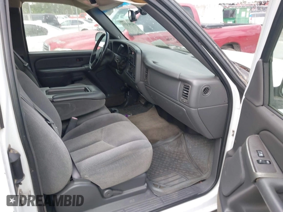 2005 Chevrolet Silverado 1500 LS with VIN 2GCEC19T351374467, listed as a IAAI auction lot 42383053 with 124,273 mi miles and . Bid and sale history available at DreamBid. Image 5.
