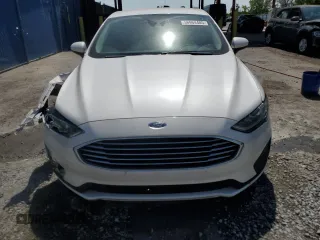 2020 Ford Fusion SE with VIN 3FA6P0HD8LR146847, listed as a Copart auction lot 56964405 with 63,657 mi miles and Non repairable. Bid and sale history available at DreamBid. Image 5.