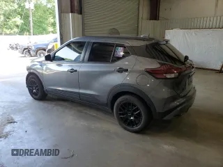 2021 Nissan Kicks S z VIN 3N1CP5BV8ML505794, wystawiony jako Copart lot #55686385 z przebiegiem 79 261 mil mil oraz Szkoda całkowita • Salvage title. Historia ofert i sprzedaży dostępna na DreamBid. Obrazek 2.