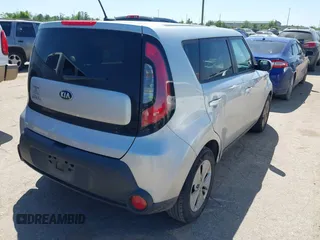 2015 Kia Soul with VIN KNDJN2A20F7794421, listed as a IAAI auction lot 41974119 with 135,758 mi miles. Bid and sale history available at carsss.com. Image 4.