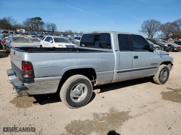 2000 Dodge Ram 1500 with VIN 3B7HC13Z7YG131119, listed as a Copart auction lot 47188985 with 172,932 mi miles and Salvage Title. Bid and sale history available at carsss.com. Image 3.