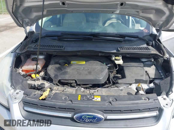 2013 Ford Escape SE with VIN 1FMCU0GX7DUB76154, listed as a IAAI auction lot 41926246 with 60,607 mi miles. Bid and sale history available at carsss.com. Image 10.