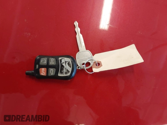 2005 Kia Sorento LX z VIN KNDJC733755447560, wystawiony jako IAAI lot #41724093 z przebiegiem 145 599 mil mil oraz . Historia ofert i sprzedaży dostępna na DreamBid. Obrazek 11.