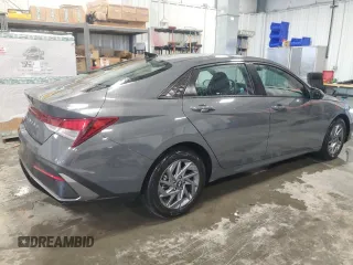 2024 Hyundai Elantra SEL z VIN KMHLM4DG2RU776860, wystawiony jako Copart lot #59857655 z przebiegiem 20 337 mil mil oraz Czysty tytuł • Clean title. Historia ofert i sprzedaży dostępna na DreamBid. Obrazek 3.