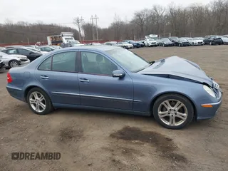 2005 Mercedes-Benz E 500 z VIN WDBUF70J25A731269, wystawiony jako IAAI lot #41759930 z przebiegiem 106 132 mil mil oraz . Historia ofert i sprzedaży dostępna na DreamBid. Obrazek 13.