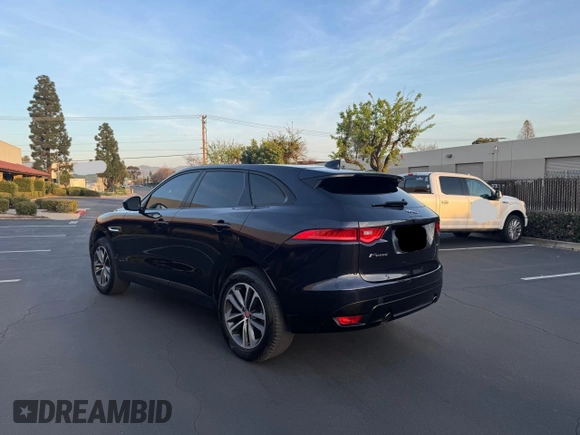 2018 Jaguar F-Pace 25t Premium с VIN SADCJ2FXXJA252431, выставлен на аукционе Copart как лот 62039175 с пробегом 50 286 миль миль и Списание • Salvage title. История ставок и продаж доступна на DreamBid. Изображение 3.