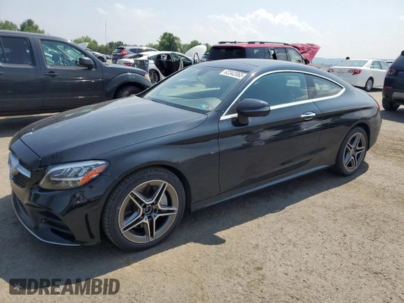 2019 Mercedes-Benz C 300 z VIN WDDWJ8EBXKF776237, wystawiony jako Copart lot #62342065 z przebiegiem 55 031 mil mil oraz Szkoda całkowita • Salvage title. Historia ofert i sprzedaży dostępna na DreamBid. Obrazek 1.