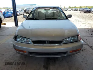 1997 Honda Accord LX with VIN 1HGCD5636VA103717, listed as a Copart auction lot 51918965 with 209,901 mi miles and Salvage title. Bid and sale history available at DreamBid. Image 5.