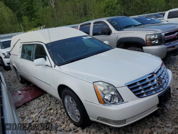 2011 Cadillac DTS Professional Funeral Coach z VIN 1GE8K8C61BU500179, wystawiony jako Copart lot #49271975 z przebiegiem 33 781 mil mil oraz Czysty tytuł • Clean title. Historia ofert i sprzedaży dostępna na DreamBid. Obrazek 4.