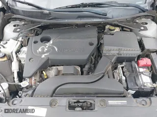 2016 Nissan Altima 2.5 S with VIN 1N4AL3AP4GN325116, listed as a IAAI auction lot 41918204 with 92,547 mi miles. Bid and sale history available at carsss.com. Image 10.