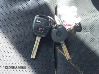 2002 Lexus IS 300/350 z VIN JTHBD192320051548, wystawiony jako IAAI lot #41748479 z przebiegiem 241 746 mil mil oraz . Historia ofert i sprzedaży dostępna na DreamBid. Obrazek 11.