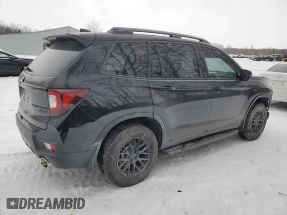 2024 Honda Passport Black Edition with VIN 5FNYF8H86RB500382, listed as a Copart auction lot 41663555 with 6,942 mi miles and Salvage title. Bid and sale history available at DreamBid. Image 3.