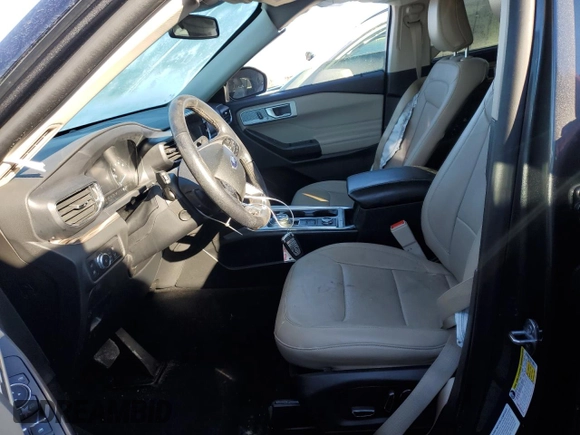 2020 Ford Explorer Limited with VIN 1FM5K8FW1LGC23133, listed as a Copart auction lot 40035984 with 38,642 mi miles. Bid and sale history available at carsss.com. Image 7.