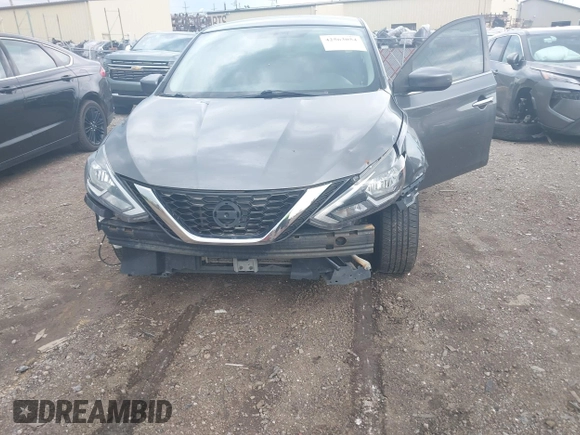 2017 Nissan Sentra SR with VIN 3N1AB7AP0HL716479, listed as a IAAI auction lot 42563054 with 112,307 mi miles and . Bid and sale history available at DreamBid. Image 6.