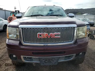 2008 GMC Sierra Denali z VIN 2GTEK638381238266, wystawiony jako Copart lot #47029244 z przebiegiem 119 433 mil mil oraz Nie do naprawy. Historia ofert i sprzedaży dostępna na DreamBid. Obrazek 5.