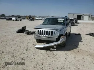 2016 Jeep Patriot Latitude with VIN 1C4NJPFB9GD576872, listed as a Copart auction lot 48192285 with 132,894 mi miles and Salvage title. Bid and sale history available at DreamBid. Image 12.