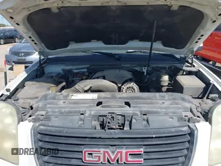 2007 GMC Yukon XL SLT with VIN 1GKFC16017J218410, listed as a IAAI auction lot 41981881 with 209,721 mi miles. Bid and sale history available at carsss.com. Image 10.