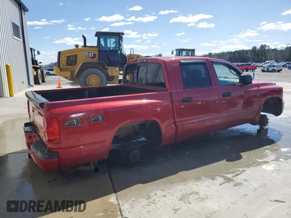 2008 Dodge Dakota SLT z VIN 1D7HW48N08S557814, wystawiony jako Copart lot #46627955 z przebiegiem 145 356 mil mil oraz Czysty tytuł • Clean title. Historia ofert i sprzedaży dostępna na DreamBid. Obrazek 3.