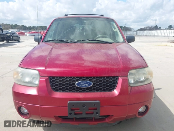 2007 Ford Escape Limited with VIN 1FMYU94127KB58591, listed as a IAAI auction lot 41801334 with 117,125 mi miles. Bid and sale history available at carsss.com. Image 6.