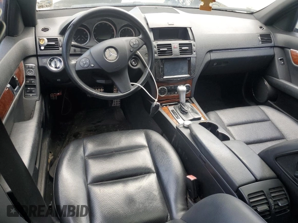 2011 Mercedes-Benz C 300 Sport с VIN WDDGF5EB5BR136844, выставлен на аукционе Copart как лот 63857685 с пробегом Не указан миль и Чистый • Clean title. История ставок и продаж доступна на DreamBid. Изображение 8.