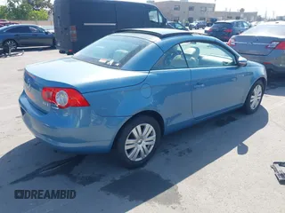 2010 Volkswagen Eos Komfort с VIN WVWBA7AH3AV020427, выставлен на аукционе IAAI как лот 42444669 с пробегом 124 765 миль миль и . История ставок и продаж доступна на DreamBid. Изображение 4.
