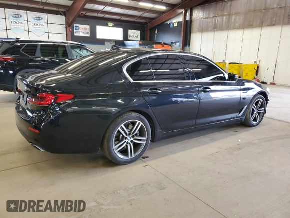 2021 BMW 5 Series 530i xDrive with VIN WBA13BJ09MWW98601, listed as a Copart auction lot 50370205 with 40,987 mi miles and Salvage Title. Bid and sale history available at carsss.com. Image 3.