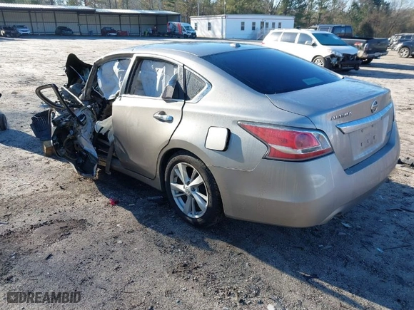 2014 Nissan Altima 2.5 SV with VIN 1N4AL3APXEC155594, listed as a IAAI auction lot 41485561 with 178,918 mi miles. Bid and sale history available at carsss.com. Image 3.