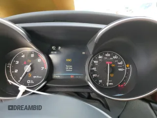 2017 Alfa Romeo Giulia Ti z VIN ZARFAECN2H7543175, wystawiony jako Copart lot #75932224 z przebiegiem 77 579 mil mil oraz Szkody całkowita. Historia ofert i sprzedaży dostępna na DreamBid. Obrazek 9.