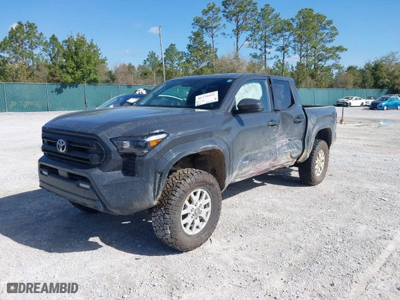 2024 Toyota Tacoma 4WD SR5 with VIN 3TYLB5JNXRT031852, listed as a IAAI auction lot 41779552 with 9,625 mi miles. Bid and sale history available at carsss.com. Image 17.