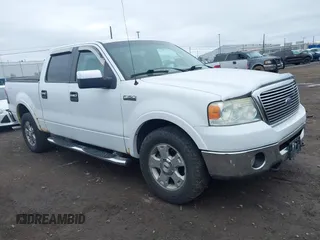 2007 Ford F-150 XLT with VIN 1FTPW14537FA76876, listed as a IAAI auction lot 42038390 with 172,219 mi miles. Bid and sale history available at carsss.com. Image 1.
