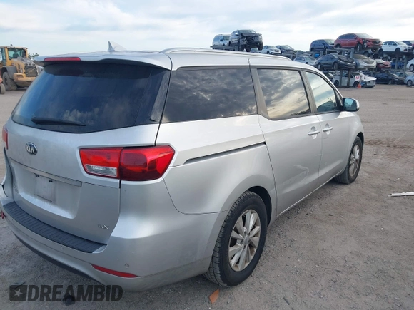 2016 Kia Sedona LX with VIN KNDMB5C13G6179817, listed as a IAAI auction lot 41908690 with 190,357 mi miles. Bid and sale history available at carsss.com. Image 4.