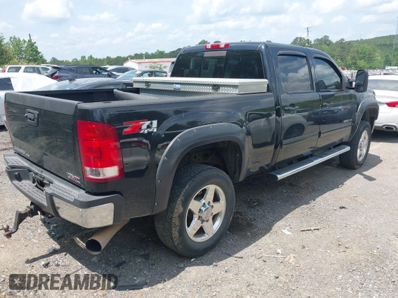2013 GMC Sierra 2500HD SLT with VIN 1GT121E82DF120632, listed as a IAAI auction lot 42136305 with 171,967 mi miles and . Bid and sale history available at DreamBid. Image 4.
