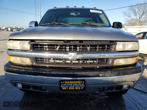 2000 Chevrolet Silverado 1500 LS with VIN 2GCEK19TXY1379480, listed as a Copart auction lot 43135855 with 0 mi miles and Salvage Title. Bid and sale history available at carsss.com. Image 5.