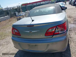 2008 Chrysler Sebring Touring with VIN 1C3LC55R98N118821, listed as a IAAI auction lot 42102685 with 211,537 mi miles. Bid and sale history available at carsss.com. Image 13.