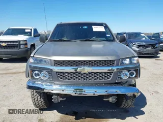 2005 Chevrolet Colorado 1SE LS Z71 z VIN 1GCDS136758256064, wystawiony jako IAAI lot #41847110 z przebiegiem 200 960 mil mil oraz . Historia ofert i sprzedaży dostępna na DreamBid. Obrazek 12.