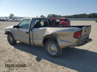 2001 GMC Sonoma SL with VIN 1GTCS14591K123515, listed as a Copart auction lot 67796064 with 313,545 mi miles and Salvage Title. Bid and sale history available at DreamBid. Image 2.