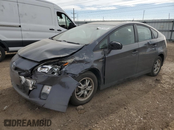 2010 Toyota Prius II z VIN JTDKN3DU6A0004161, wystawiony jako Copart lot #57321335 z przebiegiem Nie podano mil oraz Szkoda całkowita • Salvage title. Historia ofert i sprzedaży dostępna na DreamBid. Obrazek 1.