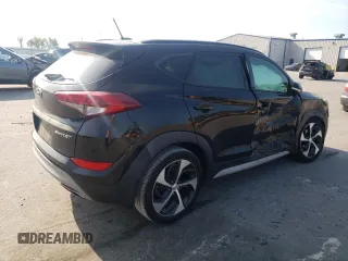 2017 Hyundai Tucson Sport z VIN KM8J33A21HU550398, wystawiony jako Copart lot #55043145 z przebiegiem 92 677 mil mil oraz Szkoda całkowita • Salvage title. Historia ofert i sprzedaży dostępna na DreamBid. Obrazek 3.