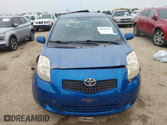 2008 Toyota Yaris with VIN JTDJT923985204821, listed as a IAAI auction lot 40946265 with 136,507 mi miles. Bid and sale history available at carsss.com. Image 12.