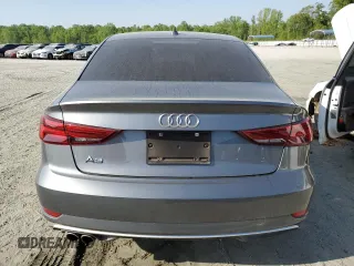 2017 Audi A3 Premium z VIN WAUAUGFF1H1027126, wystawiony jako Copart lot #53603255 z przebiegiem 98 094 mil mil oraz Szkoda całkowita • Salvage title. Historia ofert i sprzedaży dostępna na DreamBid. Obrazek 6.