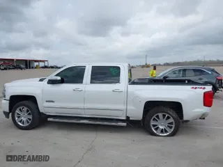 2018 Chevrolet Silverado 1500 High Country with VIN 3GCUKTEC0JG211759, listed as a IAAI auction lot 41687758 with 1 mi miles. Bid and sale history available at carsss.com. Image 14.