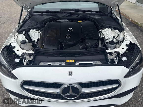 2022 Mercedes-Benz C 300 z VIN W1KAF4HB5NR016400, wystawiony jako IAAI lot #42467013 z przebiegiem 81 656 mil mil oraz . Historia ofert i sprzedaży dostępna na DreamBid. Obrazek 10.