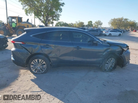 2024 Toyota Venza LE with VIN JTEAAAAH1RJ177932, listed as a IAAI auction lot 41758637 with 29,346 mi miles and . Bid and sale history available at DreamBid. Image 13.