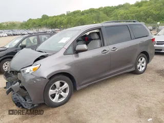 2020 Toyota Sienna LE Auto Access Seat with VIN 5TDKZ3DC6LS083567, listed as a IAAI auction lot 42401163 with 82,266 mi miles and . Bid and sale history available at DreamBid. Image 17.
