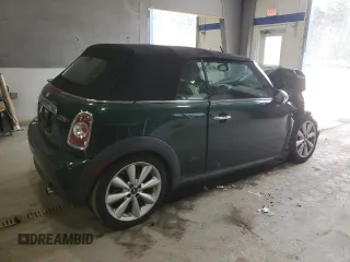2011 MINI Convertible с VIN WMWZN3C5XBTZ89537, выставлен на аукционе Copart как лот 44161315 с пробегом Не указан миль и Чистый • Clean title. История ставок и продаж доступна на DreamBid. Изображение 3.