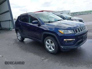 2018 Jeep Compass Latitude with VIN 3C4NJDBB2JT150463, listed as a IAAI auction lot 42452301 with 73,895 mi miles and . Bid and sale history available at DreamBid. Image 1.