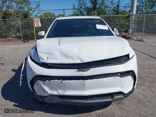 2024 Chevrolet Equinox EV LT with VIN 3GN7DLRP5RS260069, listed as a IAAI auction lot 41738587 with 4,686 mi miles. Bid and sale history available at carsss.com. Image 6.