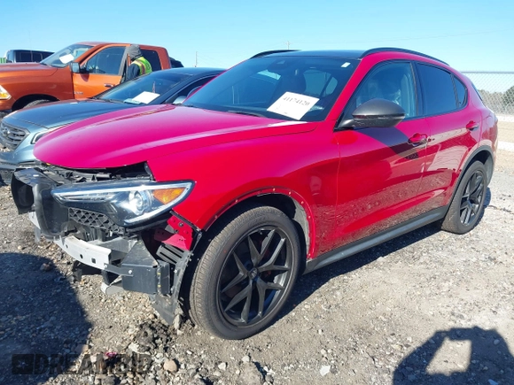 2019 Alfa Romeo Stelvio Ti Sport z VIN ZASPAKBN6K7C43720, wystawiony jako IAAI lot #41174120 z przebiegiem 55 446 mil mil oraz . Historia ofert i sprzedaży dostępna na DreamBid. Obrazek 20.