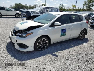 2016 Scion iM z VIN JTNKARJE4GJ510596, wystawiony jako Copart lot #52618105 z przebiegiem 96 082 mil mil oraz Szkody całkowita. Historia ofert i sprzedaży dostępna na DreamBid. Obrazek 1.