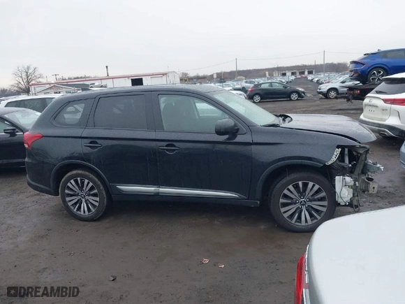 2019 Mitsubishi Outlander ES with VIN JA4AD2A36KZ050732, listed as a IAAI auction lot 41663741 with 116,976 mi miles. Bid and sale history available at carsss.com. Image 13.